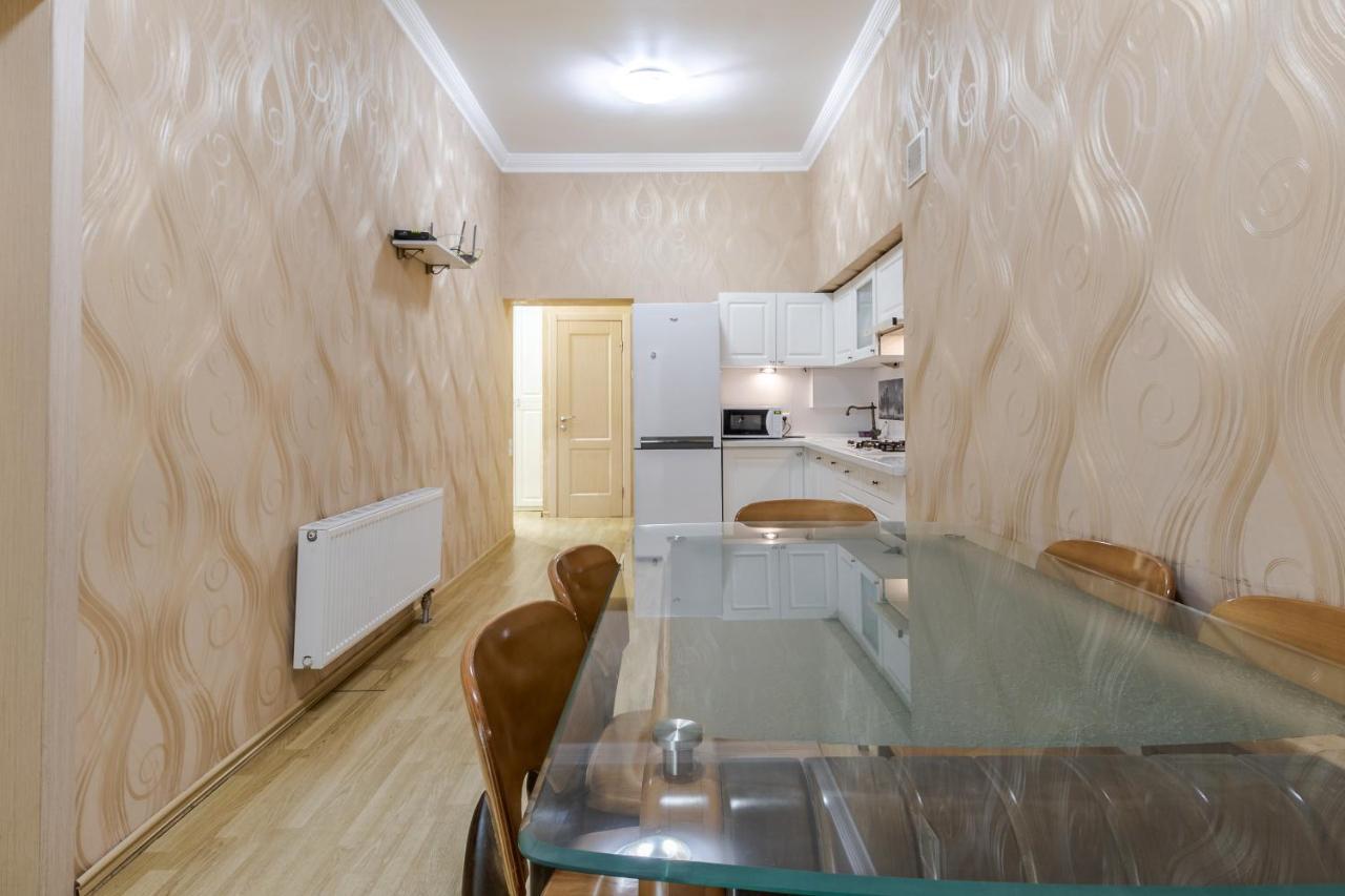 Vynnychenka Apartment Львів Екстер'єр фото